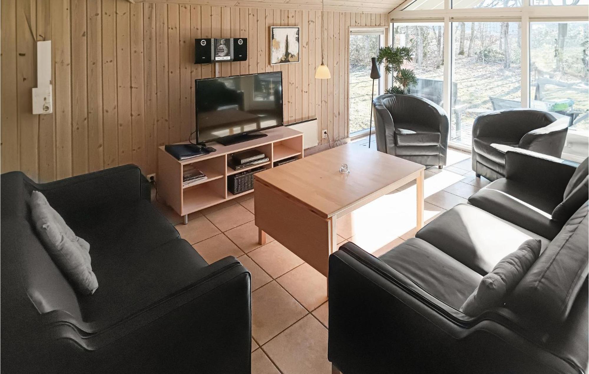 Beautiful Home In Koepingsvik With Kitchen מראה חיצוני תמונה