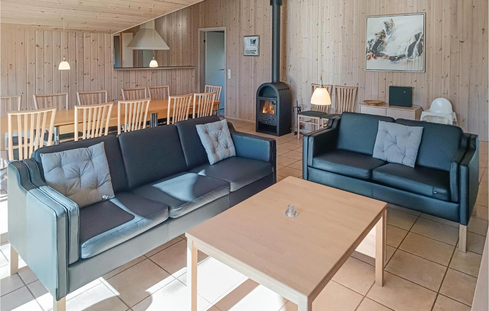 Beautiful Home In Koepingsvik With Kitchen מראה חיצוני תמונה