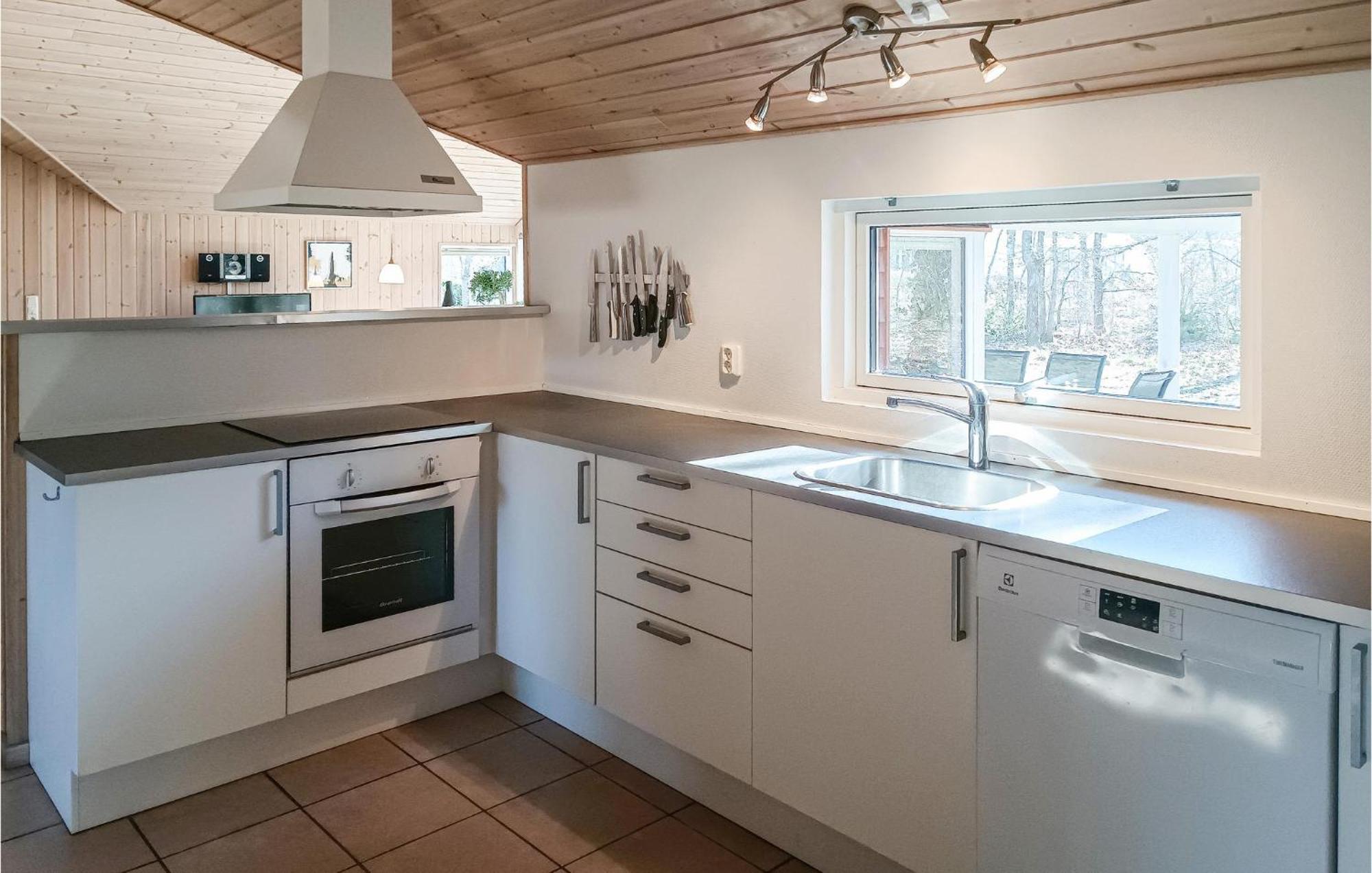 Beautiful Home In Koepingsvik With Kitchen מראה חיצוני תמונה